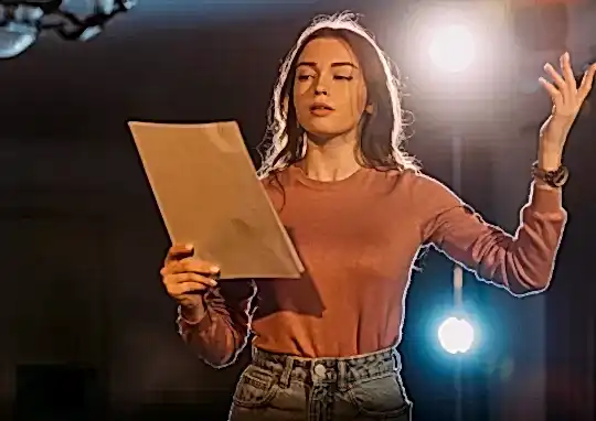 Ozel Tiyatro Egitimi